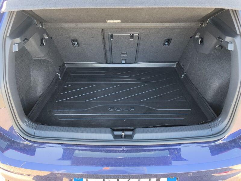 Volkswagen Golf VIII 2020 1.5 tsi evo Style 130cv