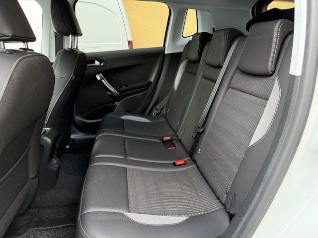 PEUGEOT 2008 1° serie BlueHDi 100 Allure
