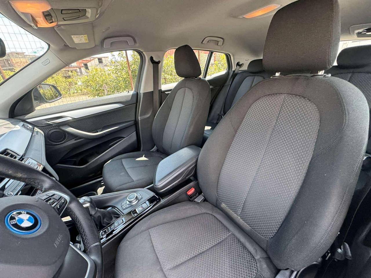 Bmw X2 xDrive25e Business-X-2023