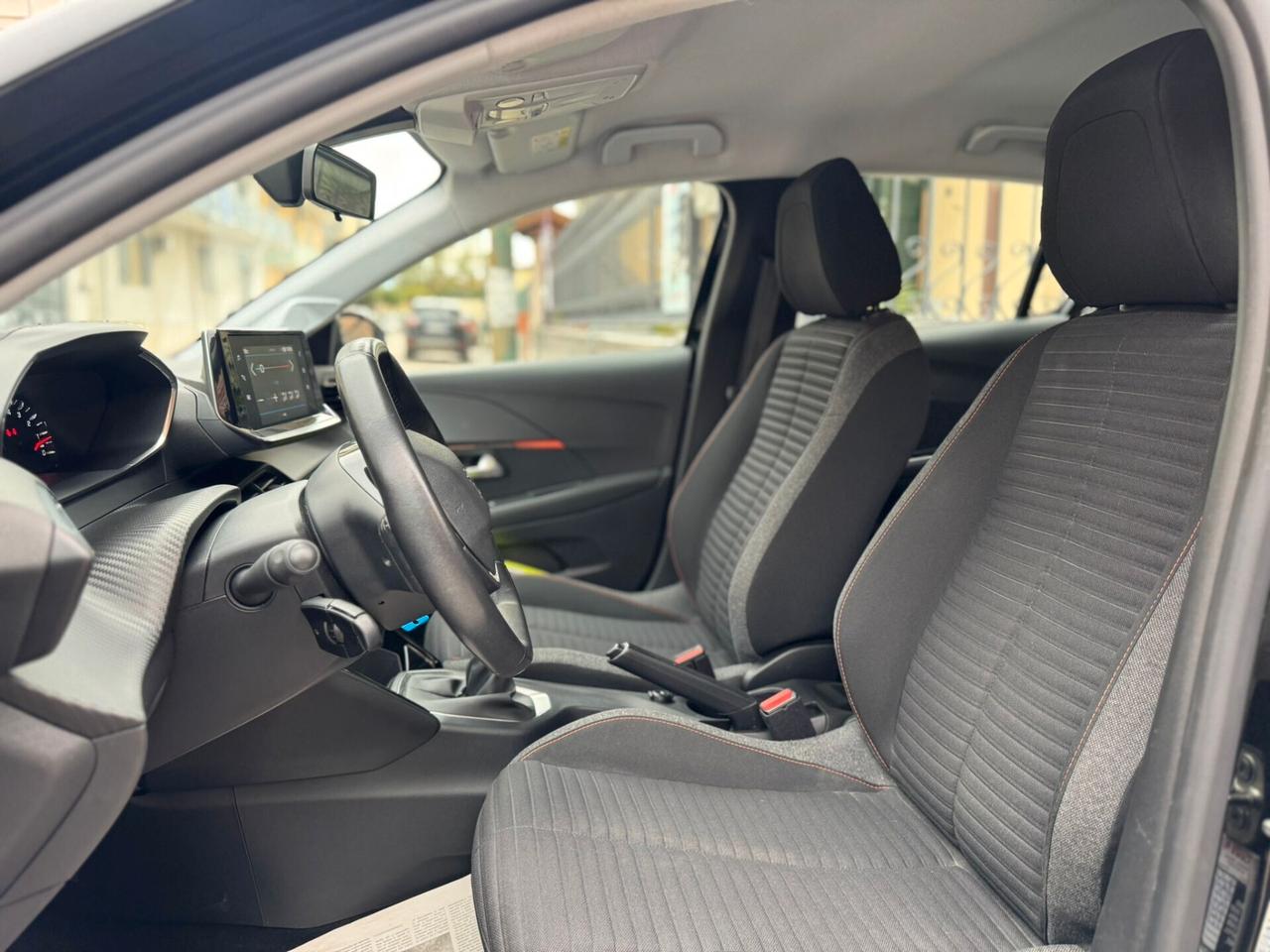 Peugeot 208 BlueHDi 100 Allure