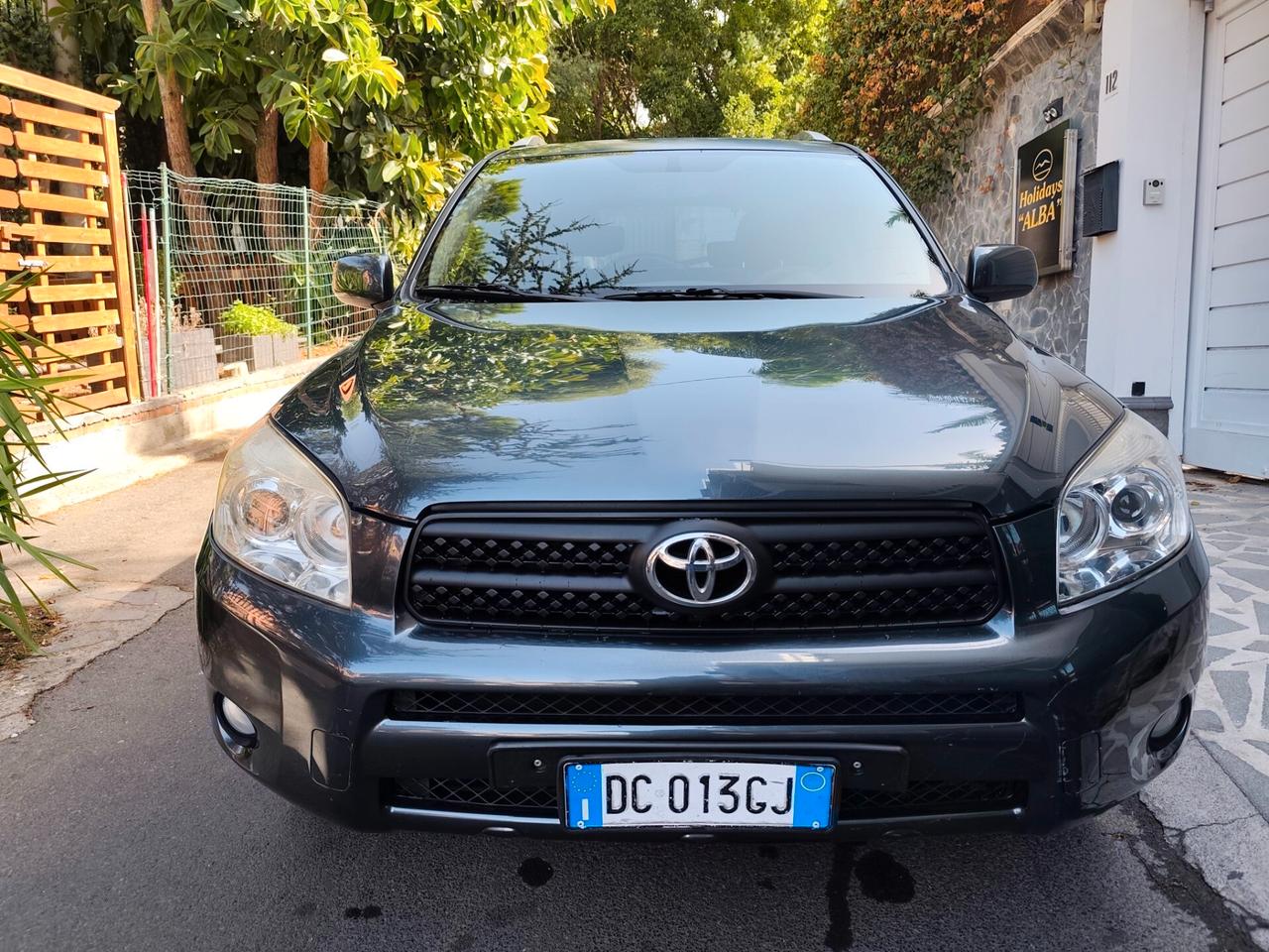 Toyota RAV 4 2.2 136 CV 2006
