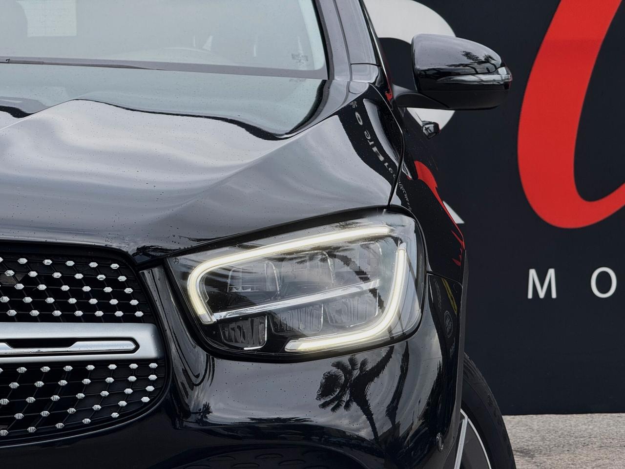 Mercedes-Benz GLC 200 d Premium AMG 4MATIC