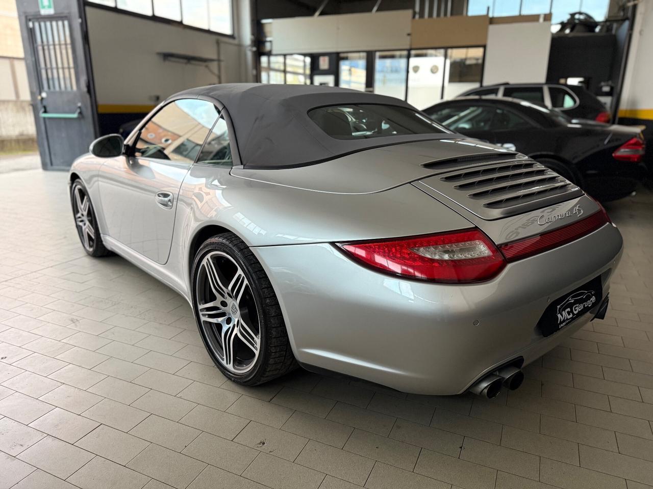 Porsche 997.2 Carrera 4S Cabriolet