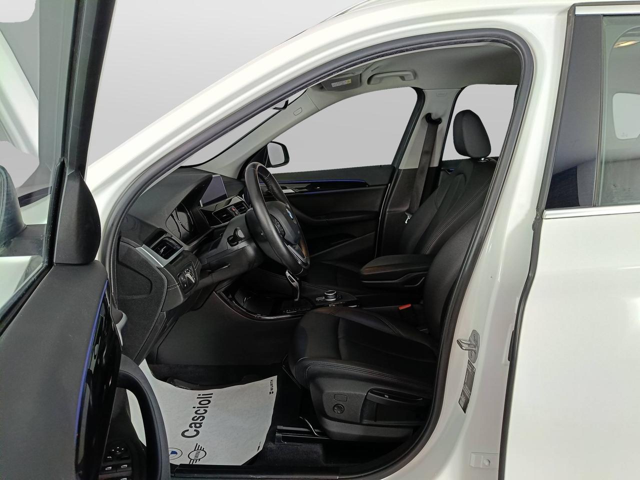 BMW X1 F48 2019 - X1 sdrive18d xLine Plus auto