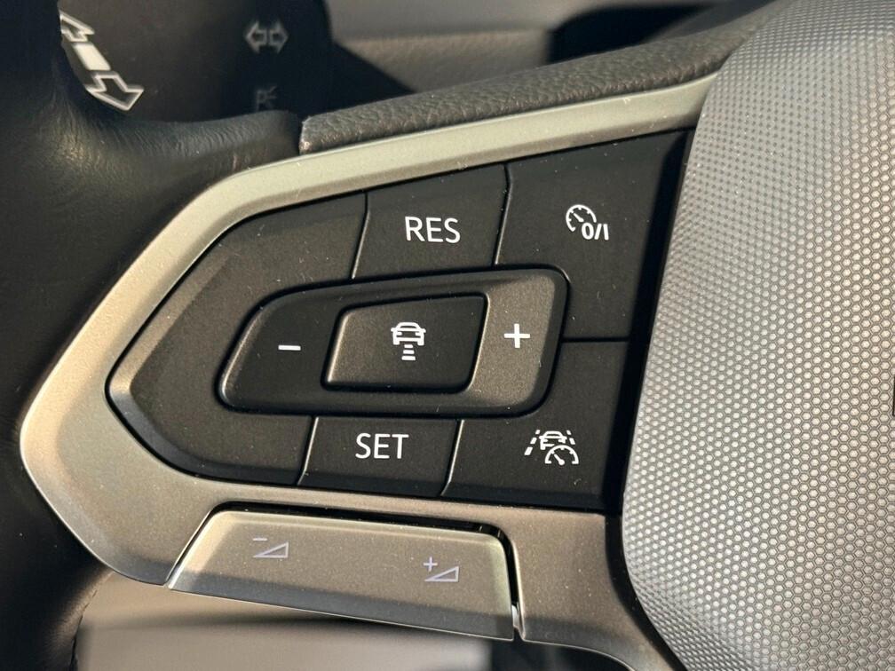 Volkswagen T-Roc 2.0 tdi Life 115cv Led Navi App conn 16" Neopat