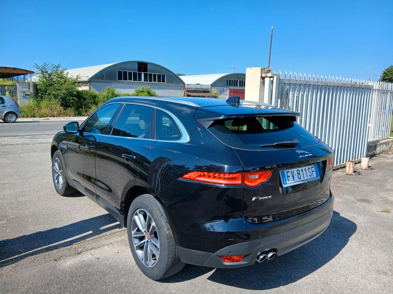 Jaguar F-Pace 2.0 D 180 CV Portfolio