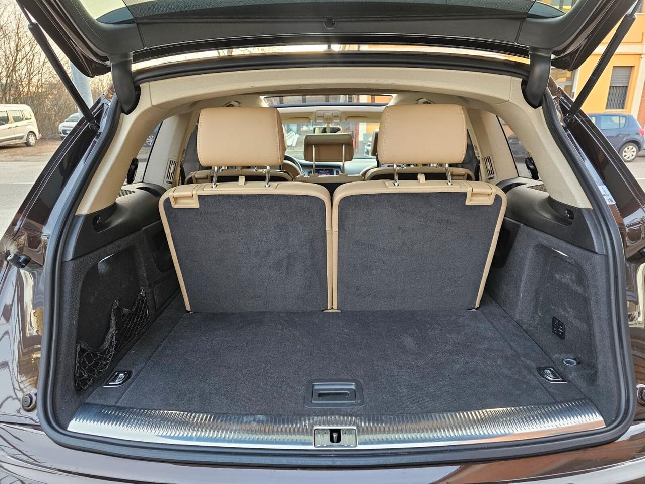 Audi Q7 3.0 V6 TDI 240cv Quattro*Pelle*Navi*Tetto*Bi-Xeno*21*7Posti*