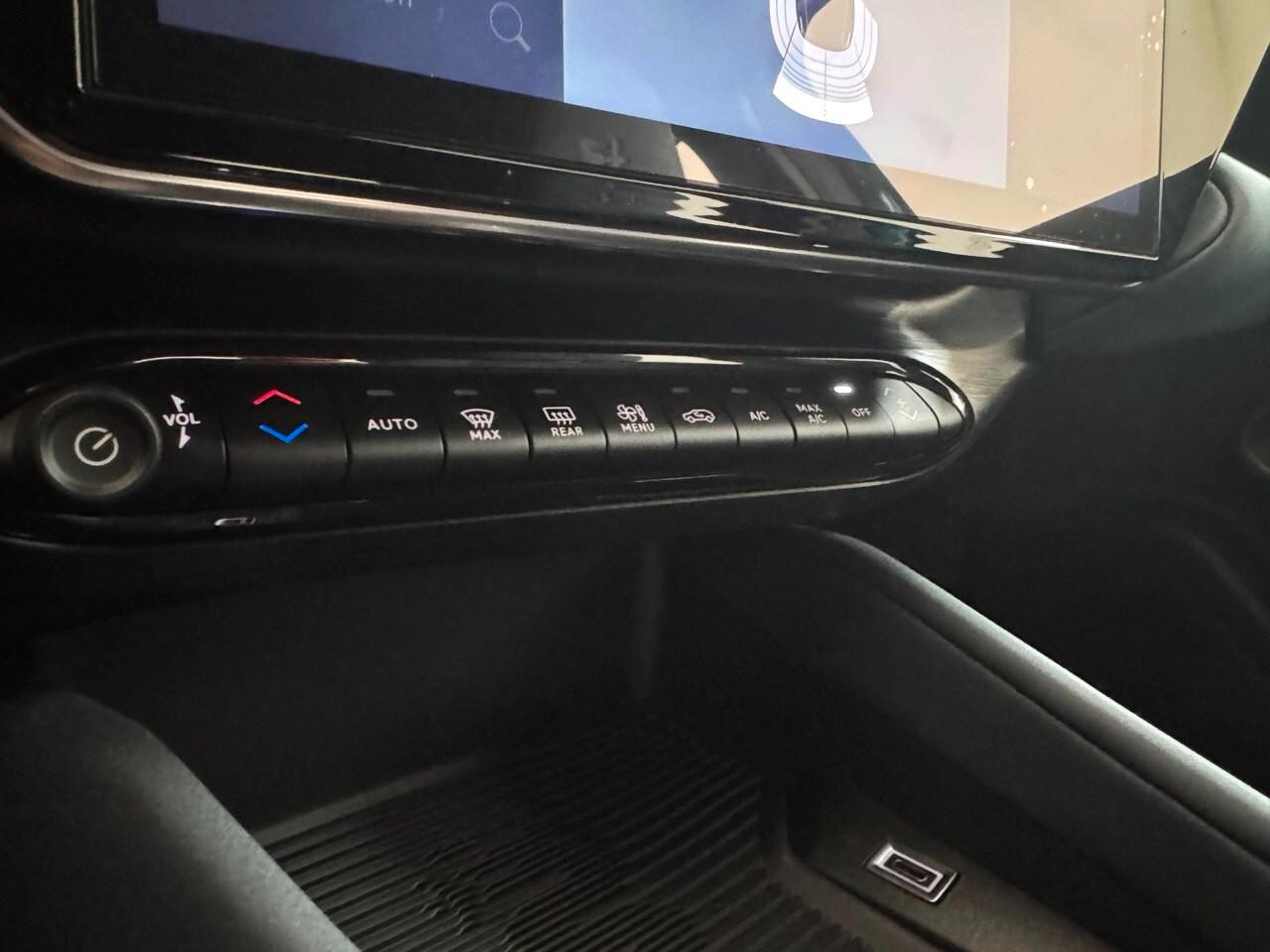 Alfa Romeo Junior 1.2 145 CV Hybrid eDCT6 Intensa