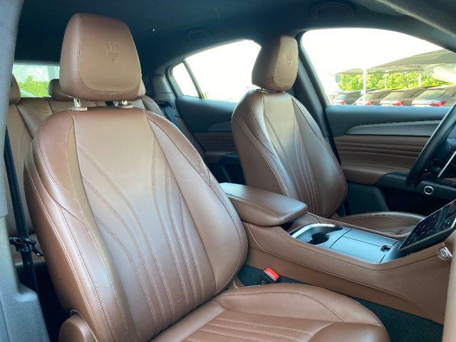 MASERATI Grecale MHEV 300 CV AWD GT