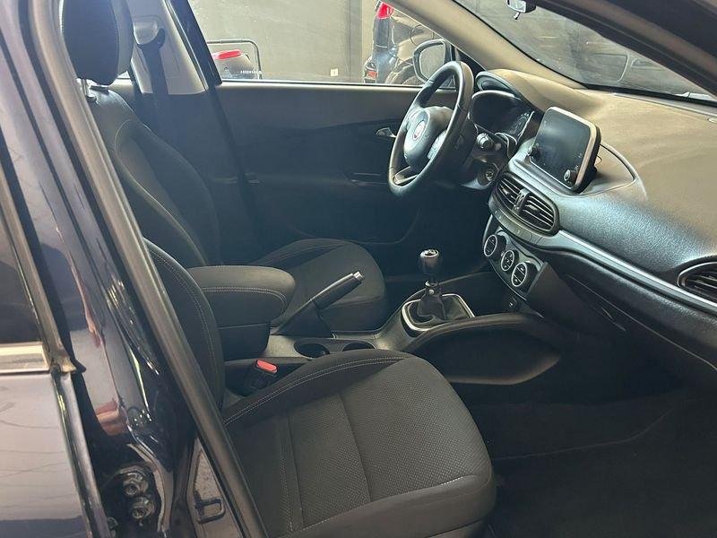 FIAT Tipo 1.6 Mjt 120cv DCT 6M S&S Lounge