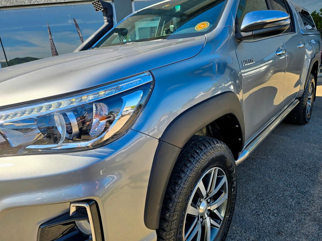 Toyota Hilux 2.4 D-4D Executive+ OMOLOGATO!
