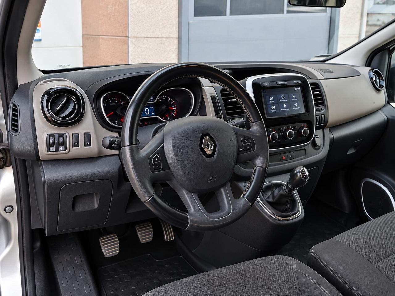 Renault Trafic T29 1.6 dCi 125CV PL-TN Neopatentati 05/2017 Euro 6B