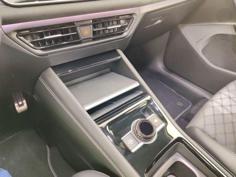 Volkswagen Tayron 1.5 TSI eHybrid DSG R-Line Plus