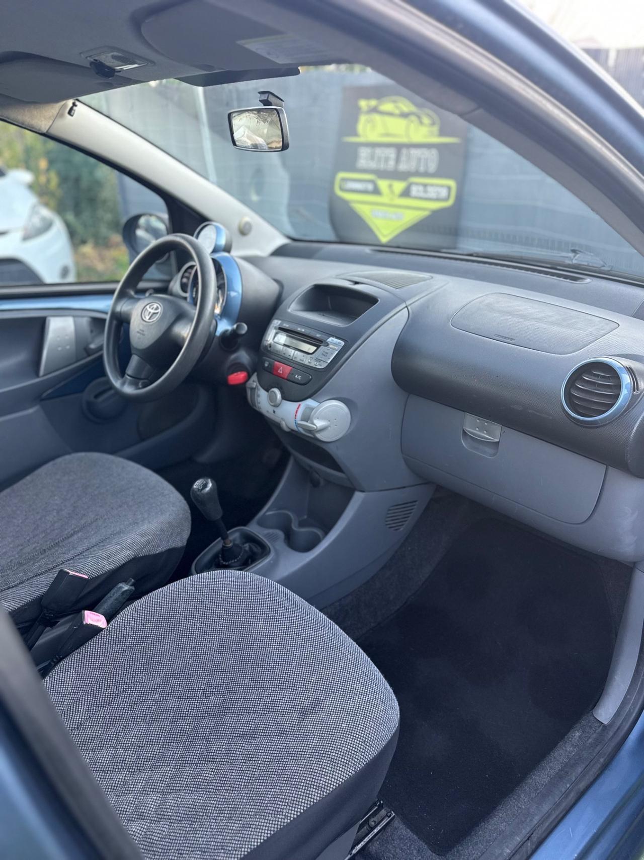 Toyota AYGO 1.0 BENZINA 5 PORTE SOUND NEOPATENTATI