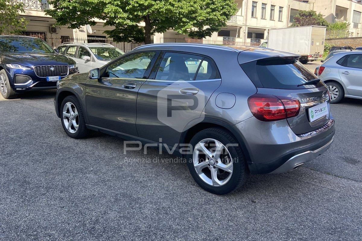 MERCEDES GLA 180 d Automatic Sport