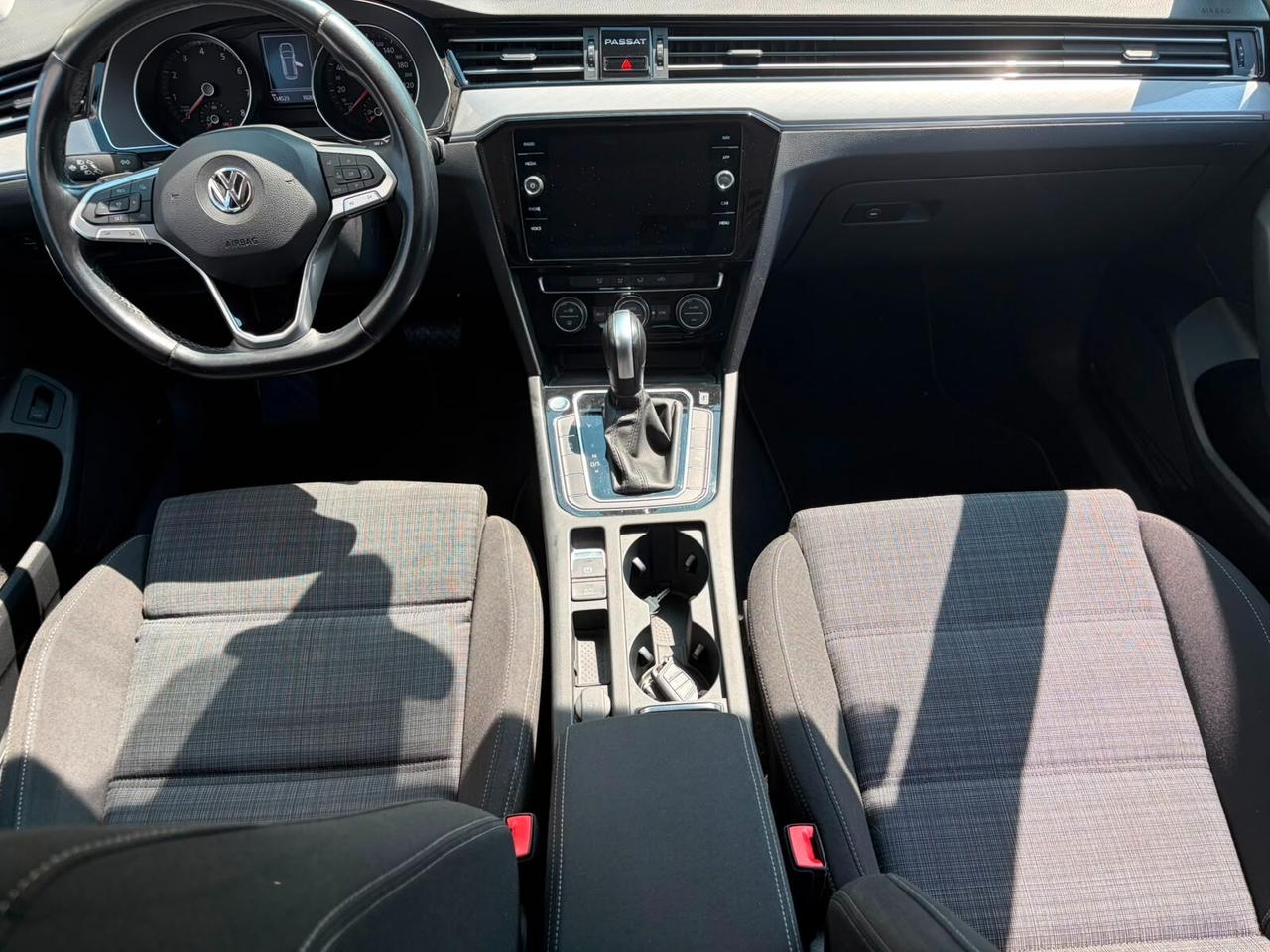 Volkswagen Passat Variant 1.5 TSI ACT DSG Business