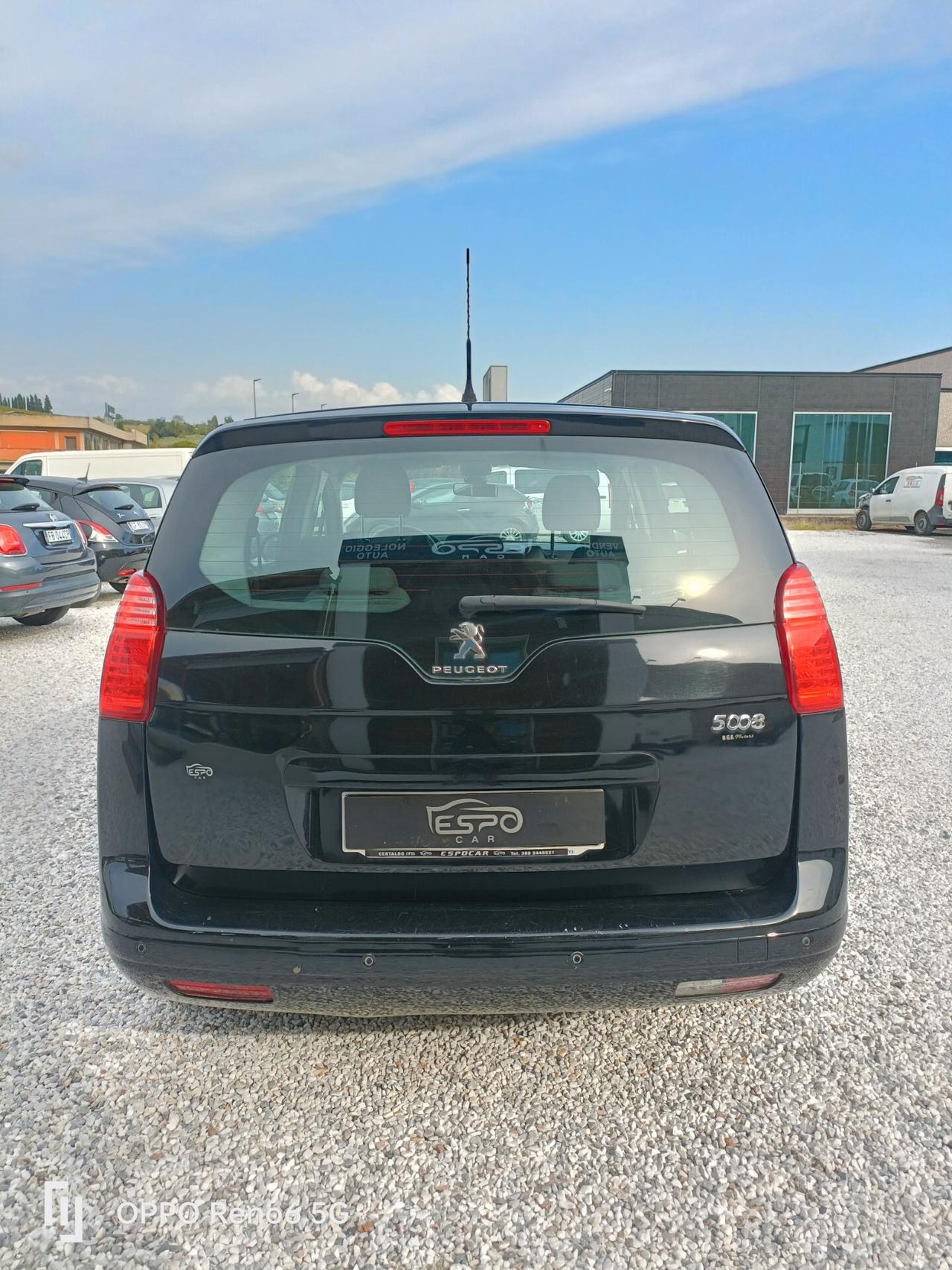 Peugeot 5008 BlueHDi 120 S&S Business