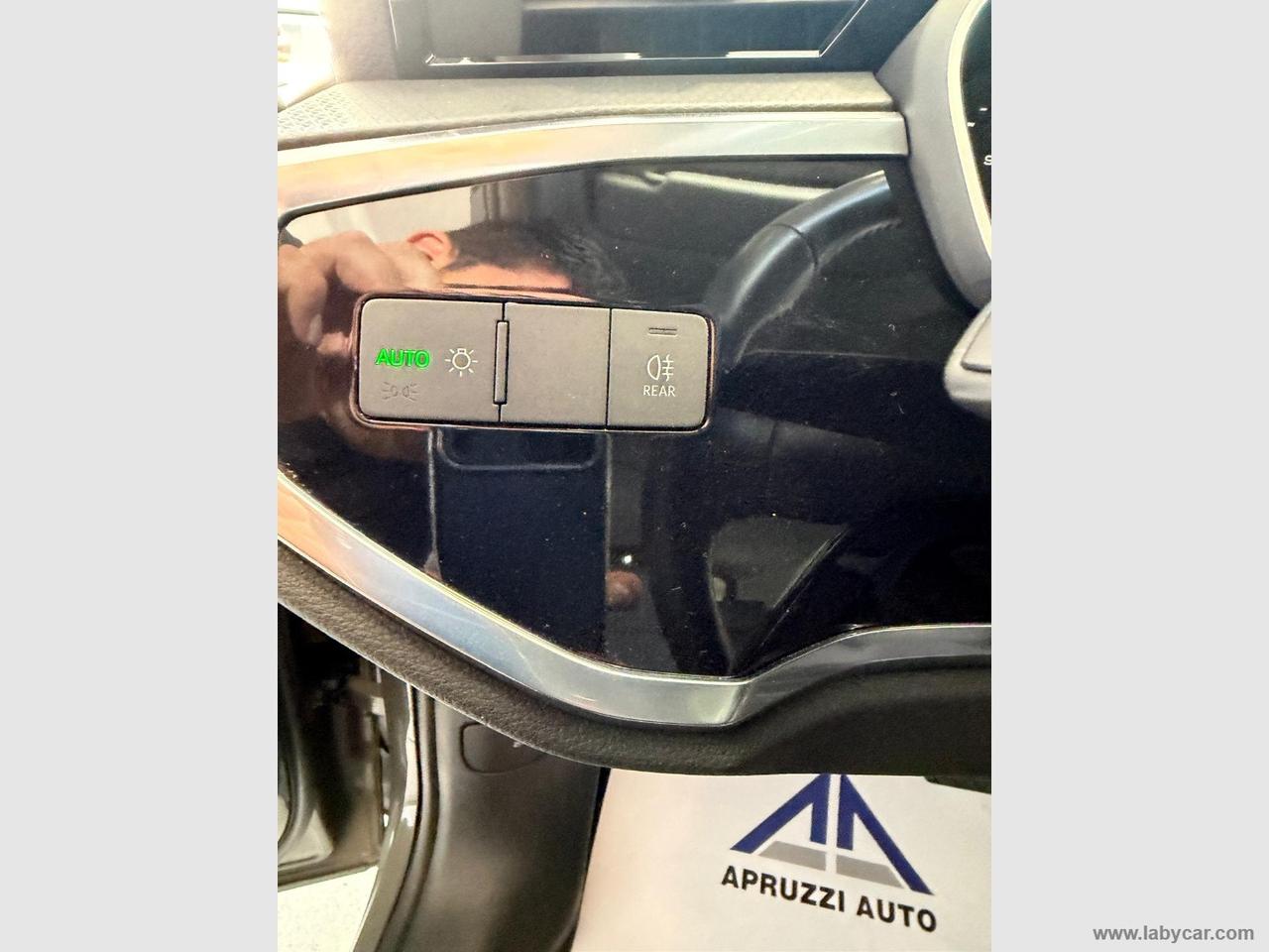AUDI Q3 35 TDI S tronic Business Advanced