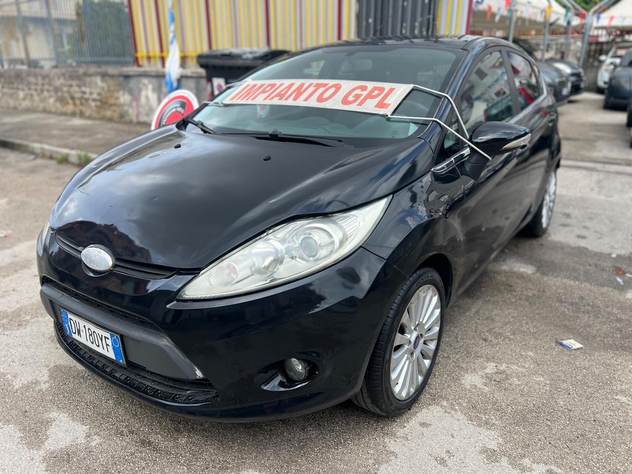 Ford Fiesta 1.2 Benzina/GPL Anno 2010
