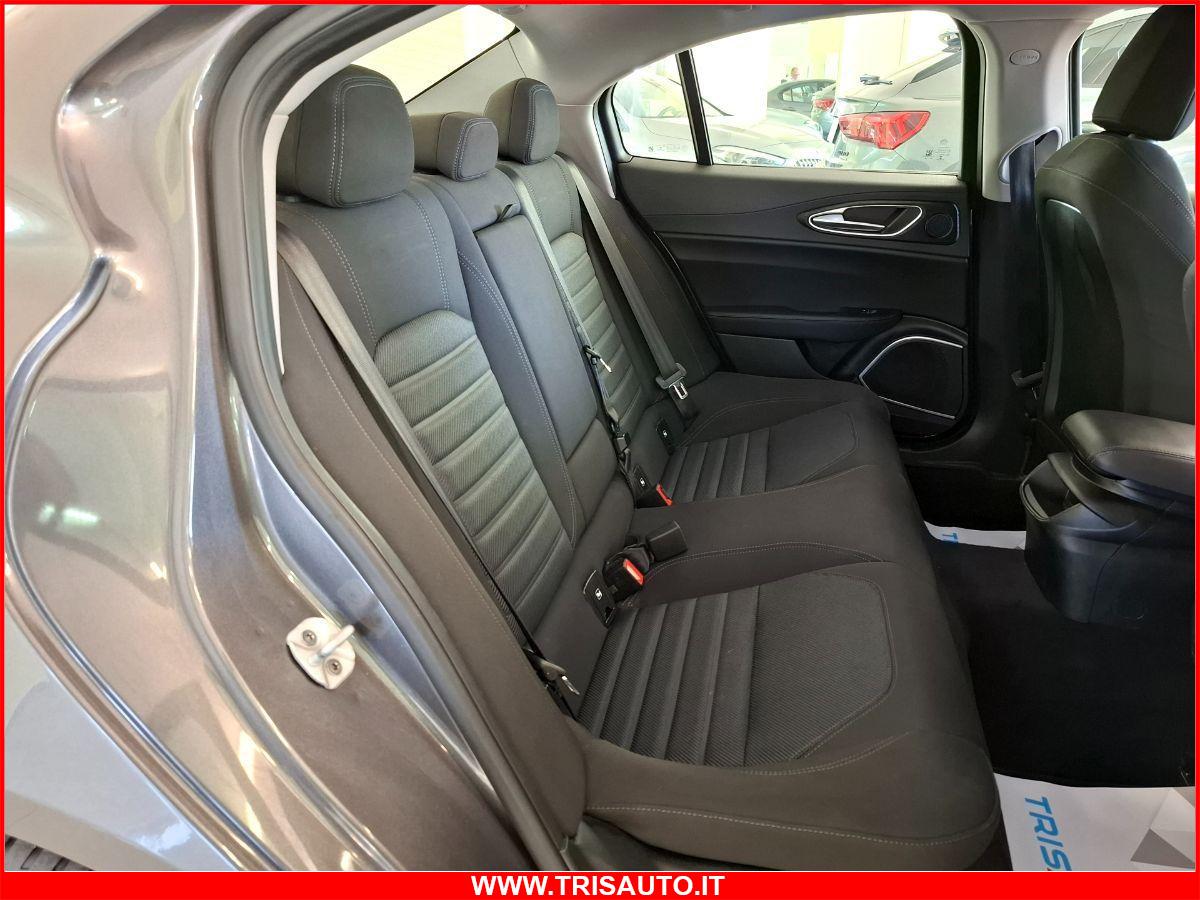ALFA ROMEO Giulia 2.2 TD AT8 Super IVATA (FARI BIXENO+NAVI)