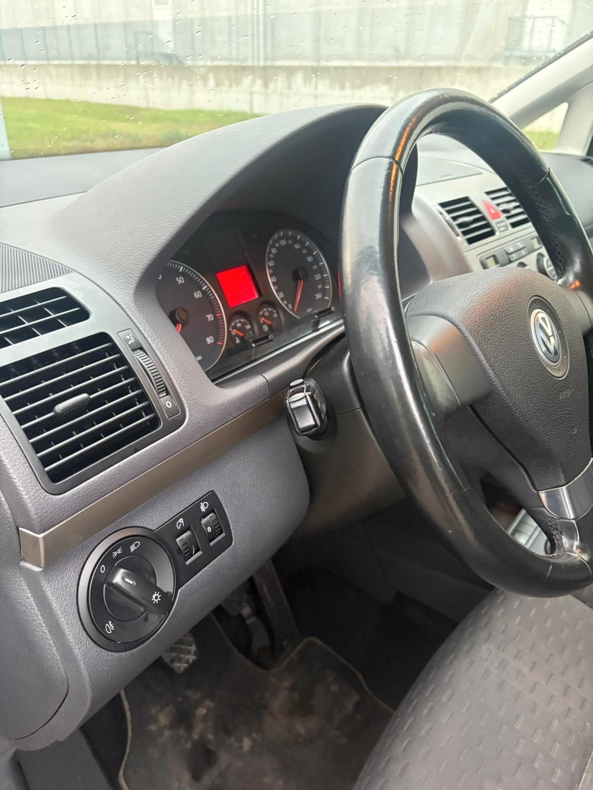 Volkswagen Touran 2.0 Highline Ecofuel