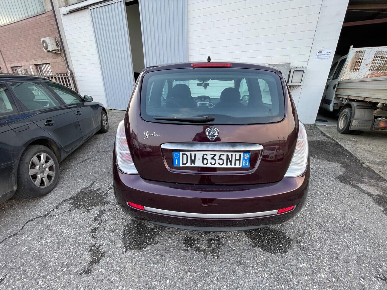 Lancia Ypsilon 1.2 Versus