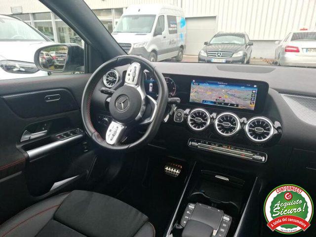 MERCEDES-BENZ GLA 200 d Aut. Premium AMG * TETTO *PACK NIGHT