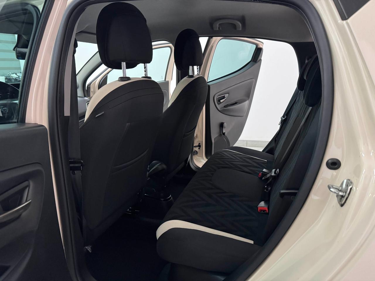 Lancia Ypsilon 1.3 MJT 16V 95 CV 5 porte Gold 2017