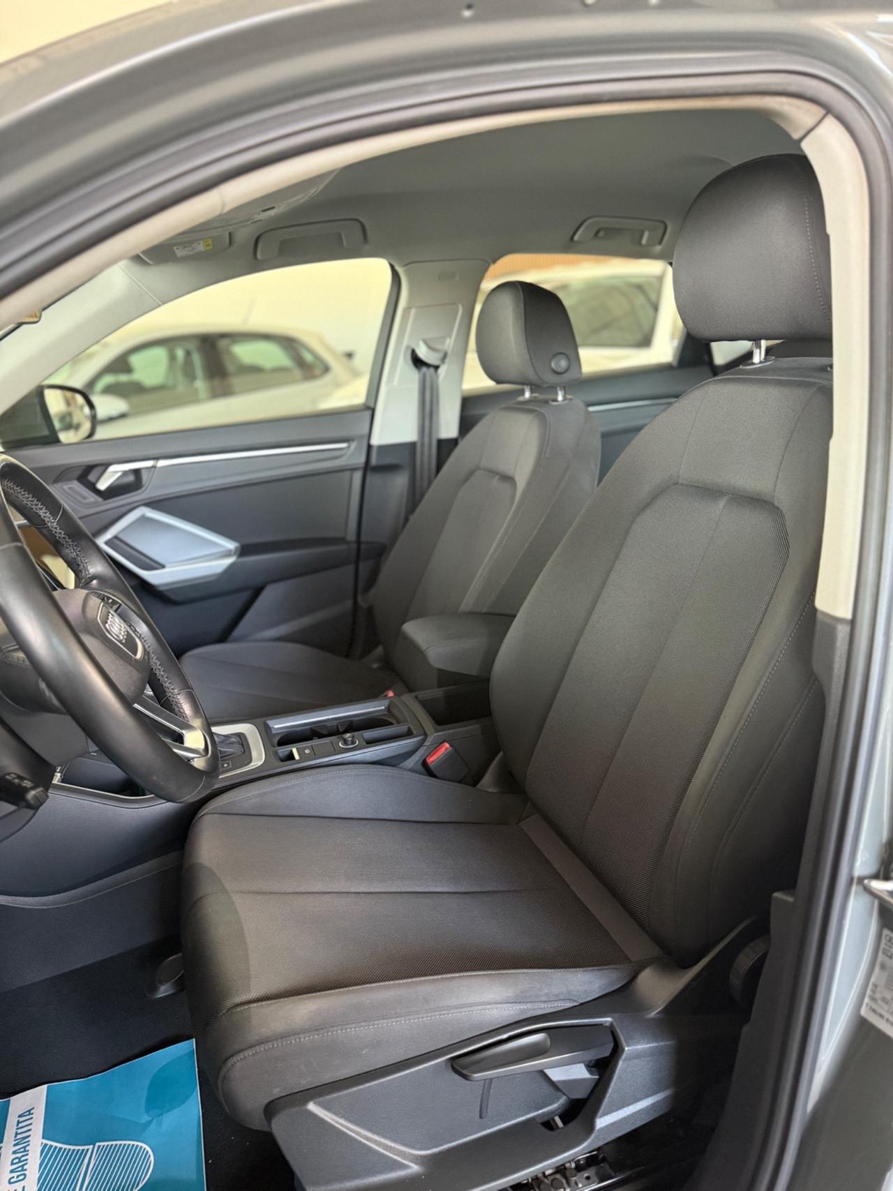 Audi Q3 SPB 35 TDI S tronic Business Plus