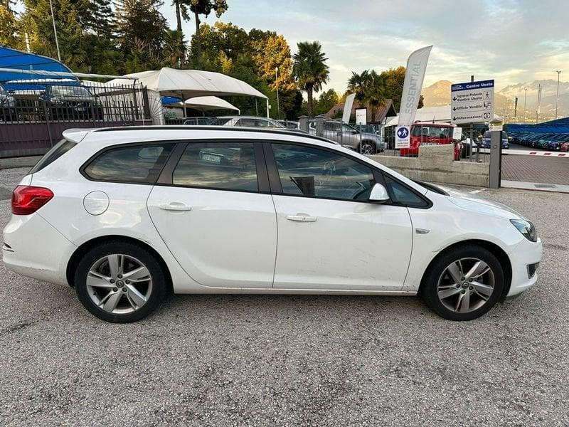 Opel Astra IV Sports Tourer 1.7 cdti Cosmo 125cv