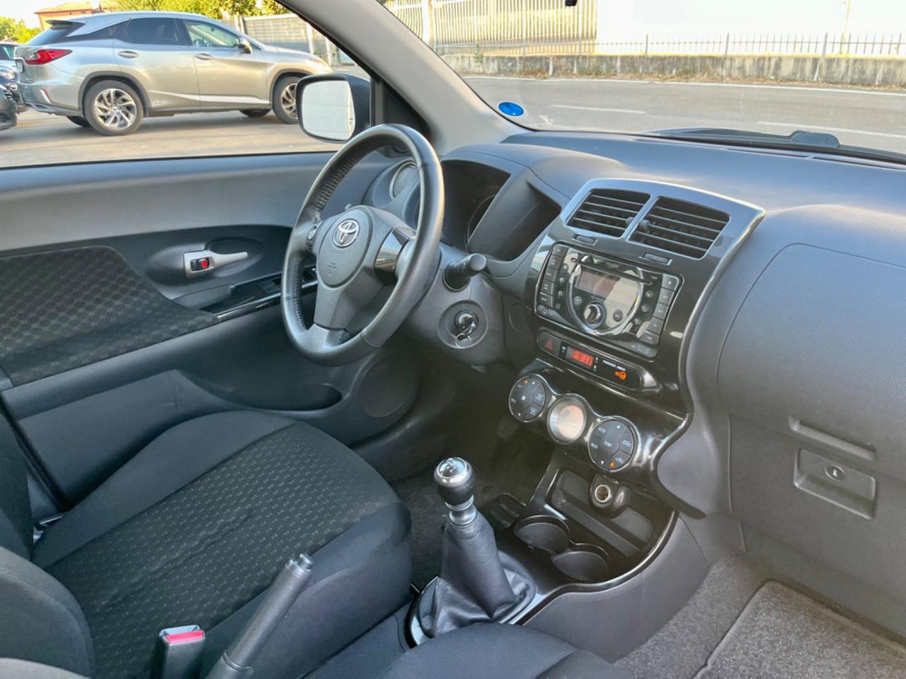 Toyota Urban Cruiser 1.4 D-4D 4x4 2012 145.000km perfetta