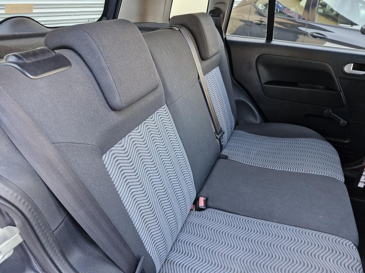 FORD FUSION 1.4 TDCi 5 PORTE TITANIUM ANNO 2009