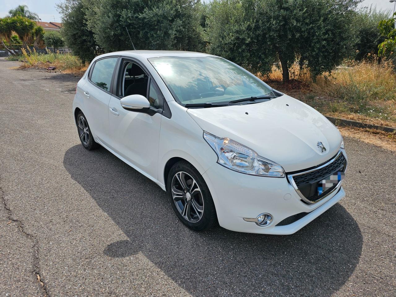 Peugeot 208 1.4 HDi 68 CV 5 porte Active
