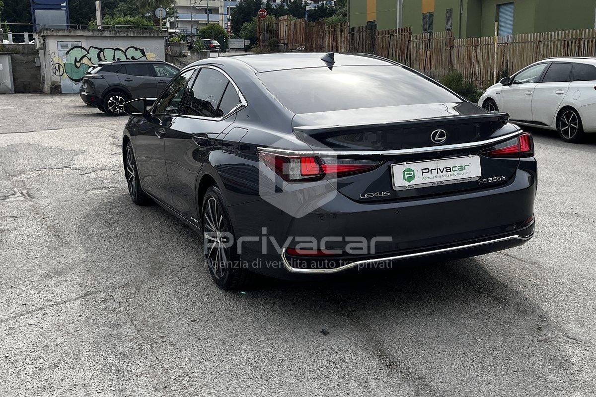 LEXUS ES Hybrid Executive