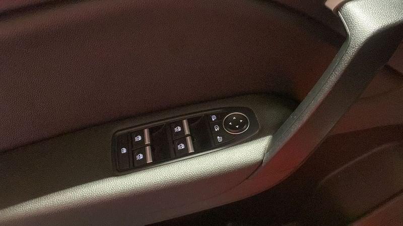 Renault Captur Blue dCi 8V 95 CV Intens