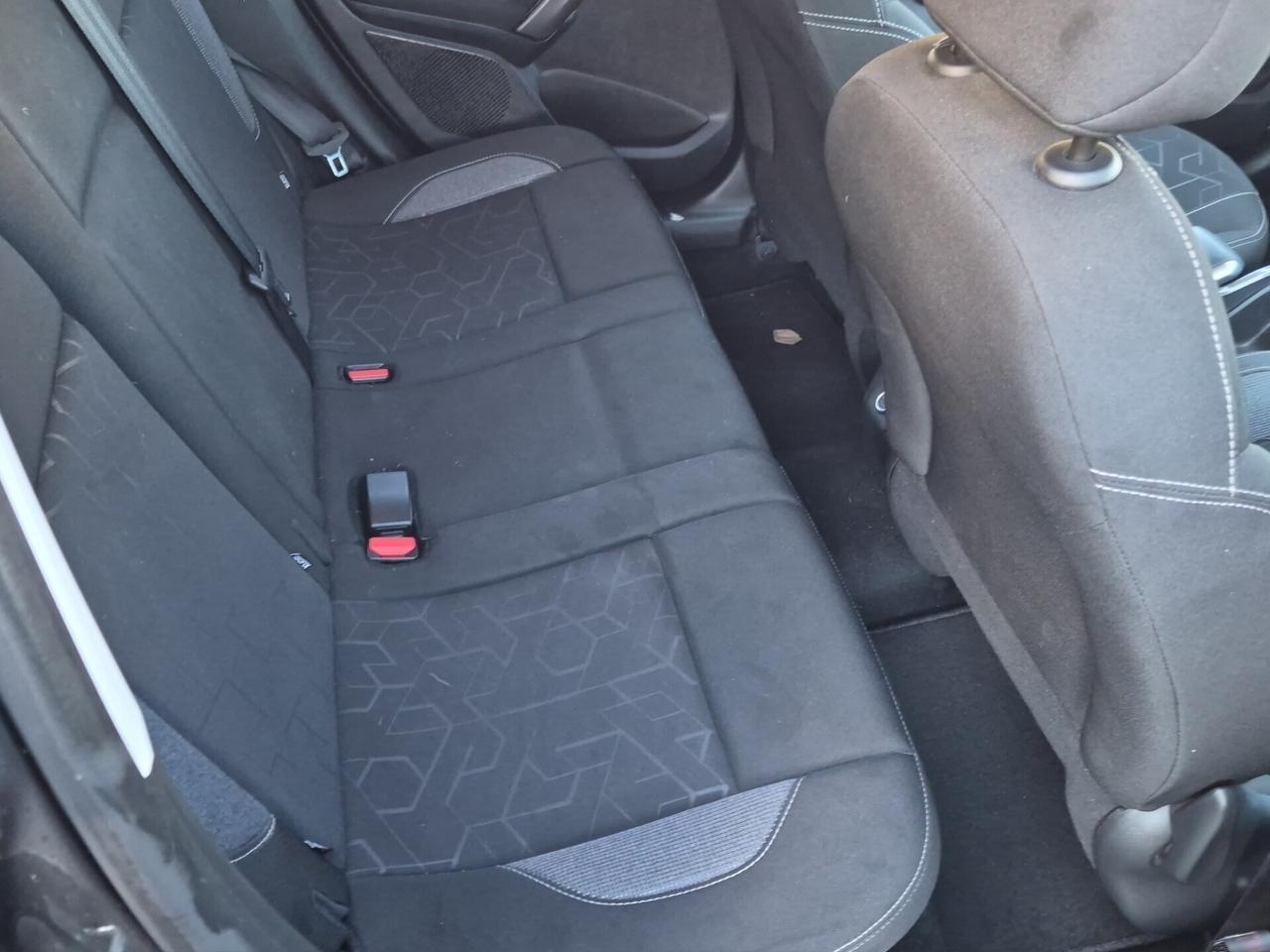 Peugeot 2008 BlueHDi 100 S&S Allure