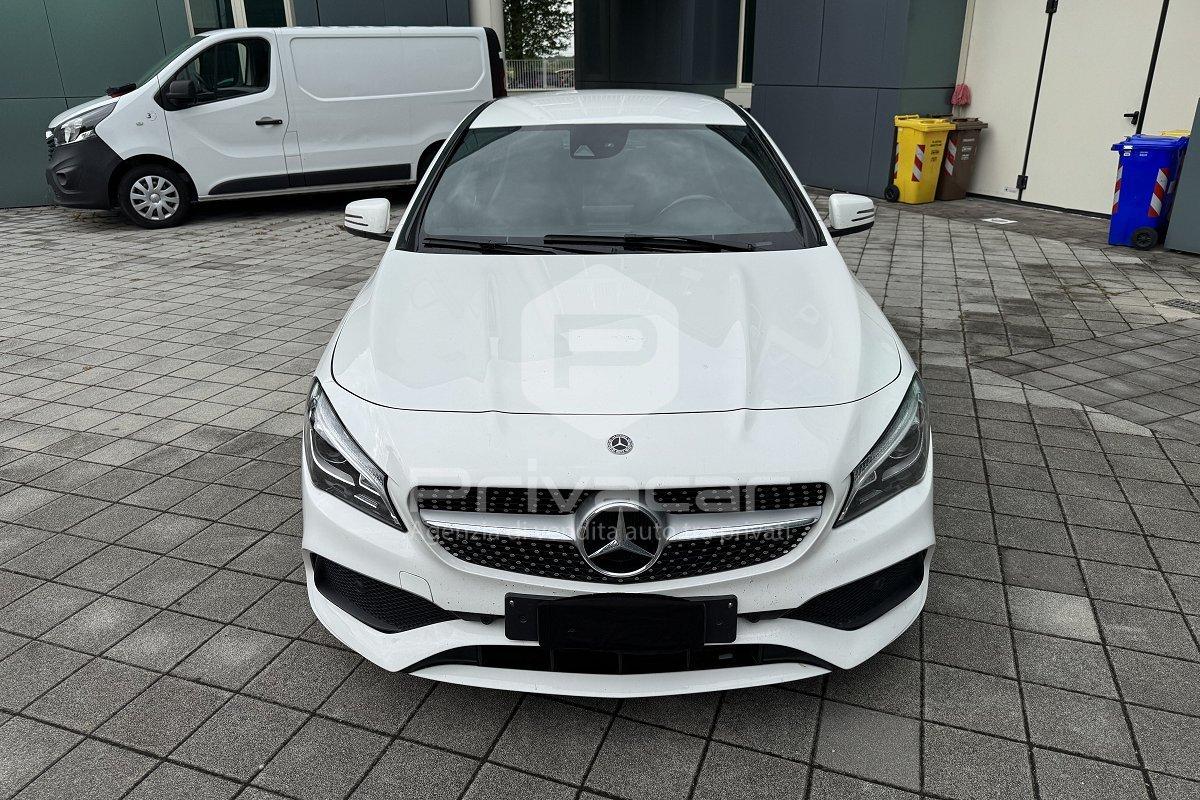 MERCEDES CLA 180 Premium