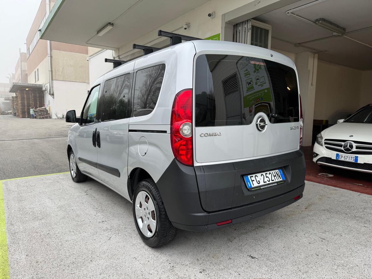 Opel Combo 1.6 CDTi EURO6 5POSTI GARANZIA 24 MESI