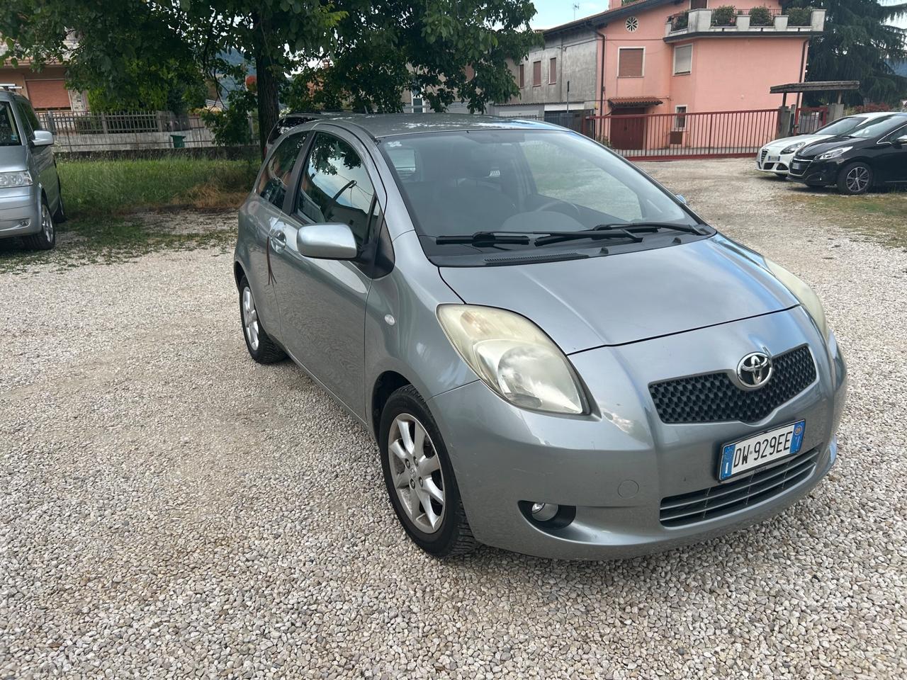 Toyota Yaris 1.3 3 porte