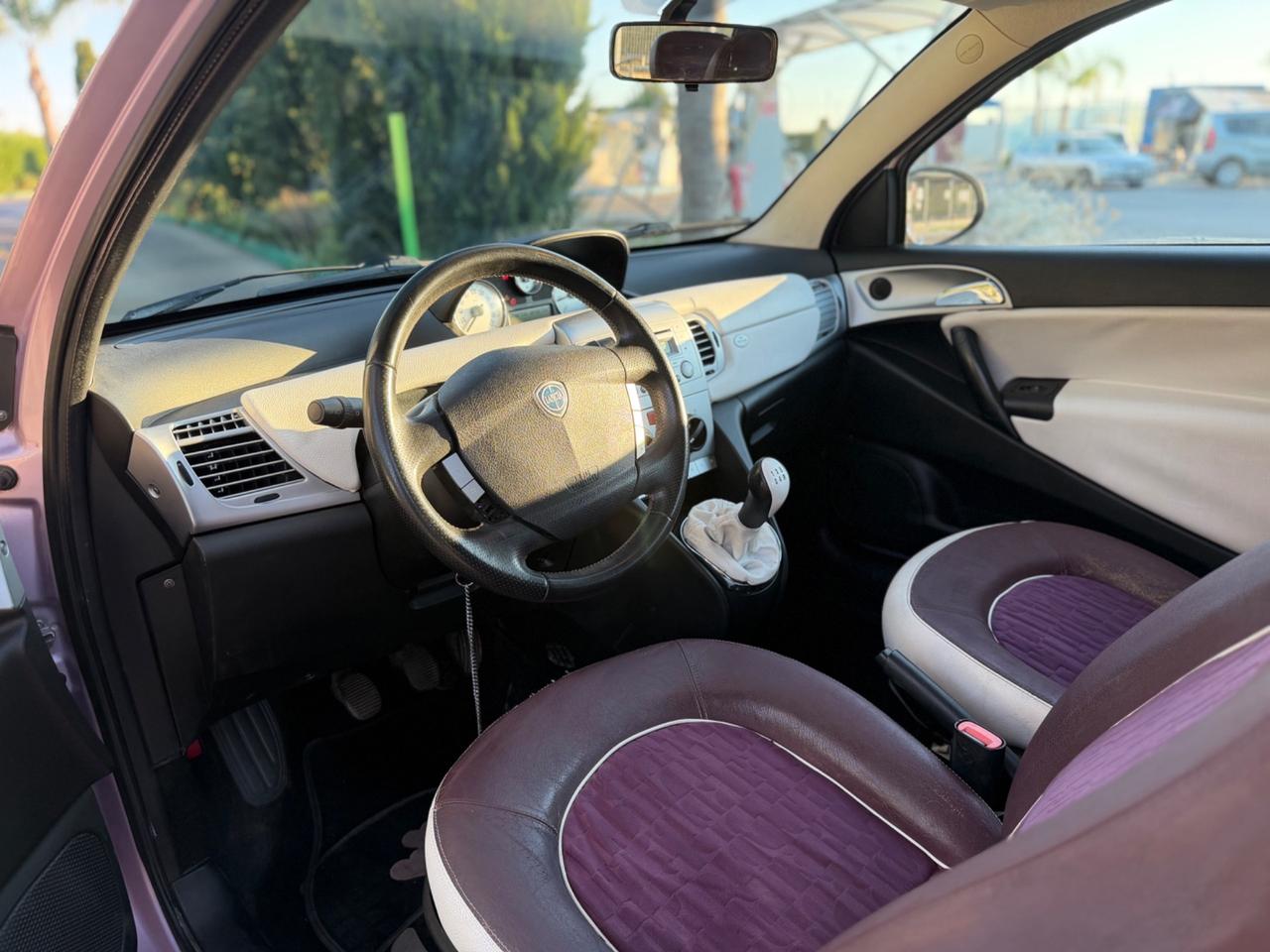 LANCIA YPSILON 1.3 MJT 75CV ELLE (55kw) SOLI 156.000KM!!