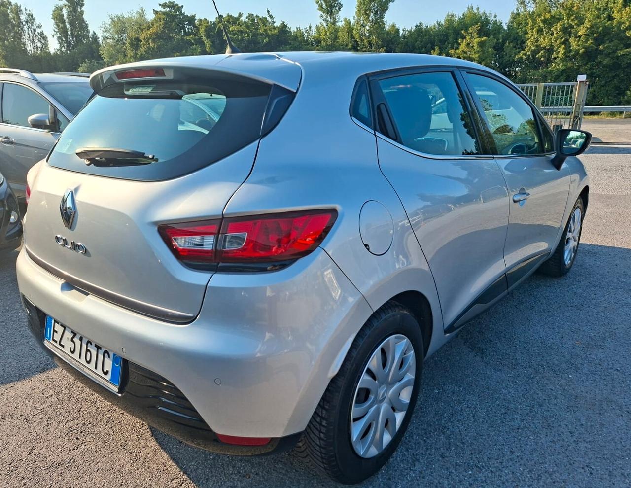 Renault Clio 1.2 75CV GPL