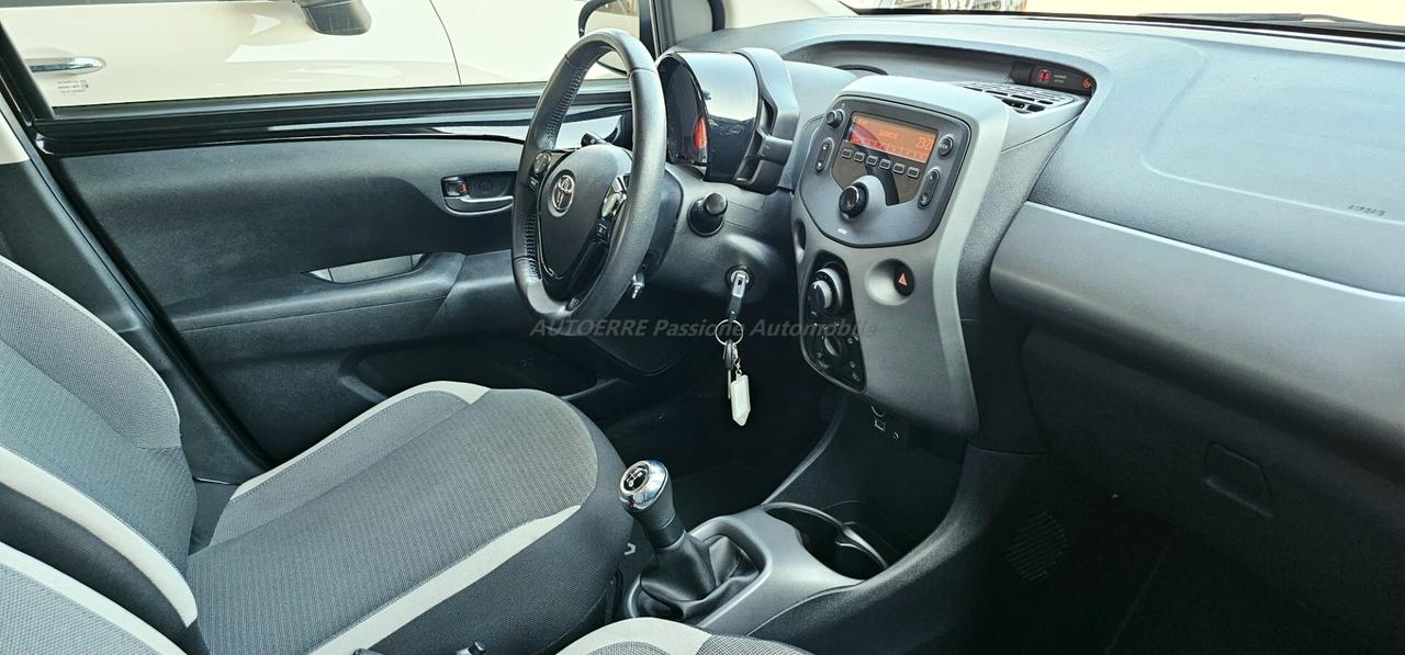 Toyota Aygo 1.0 X-Play