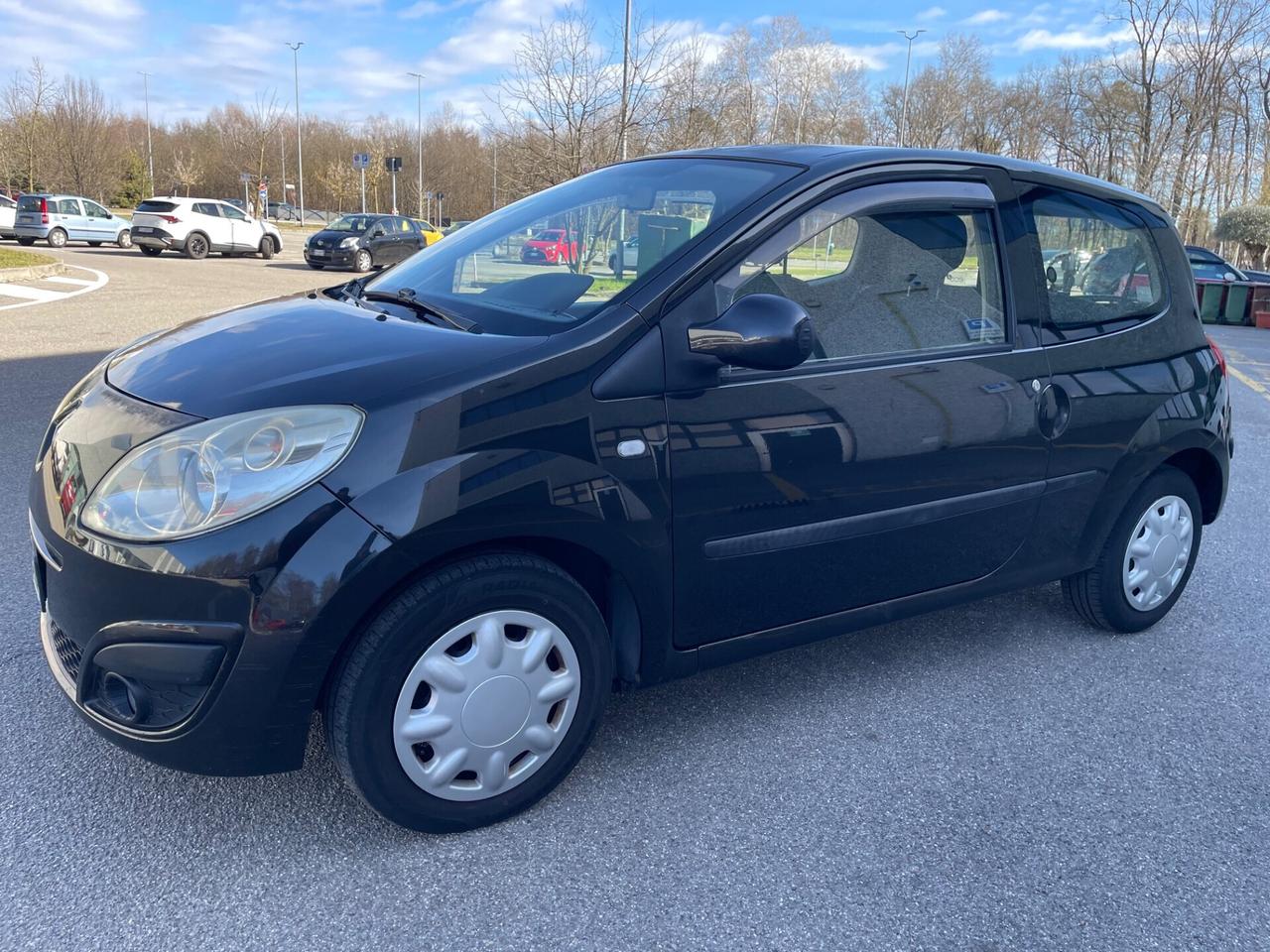 Renault Twingo 1.2 8V Dynamique Neopatentati*Gpl 2029
