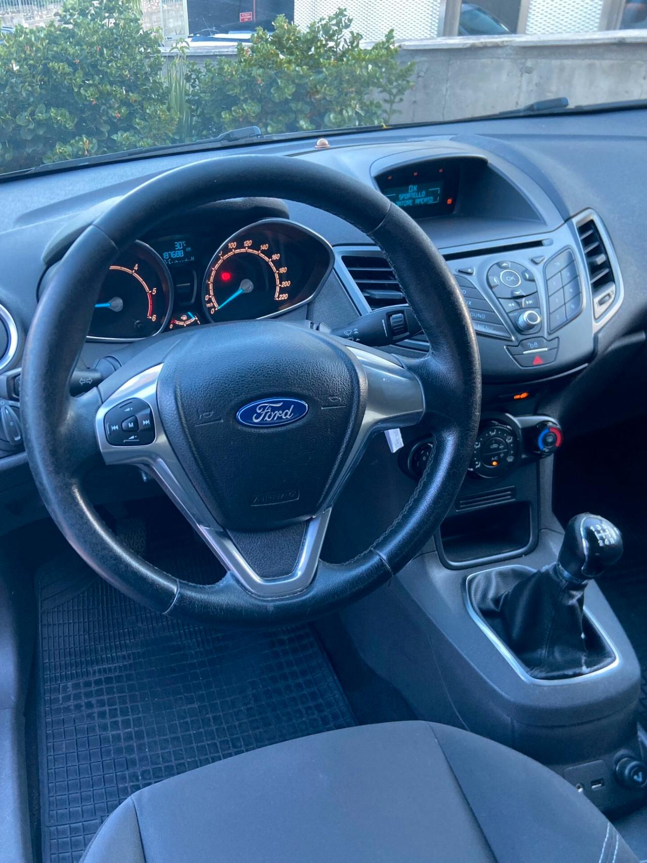 Ford Fiesta 1.5 tdci 75cv (55kw) 5p.