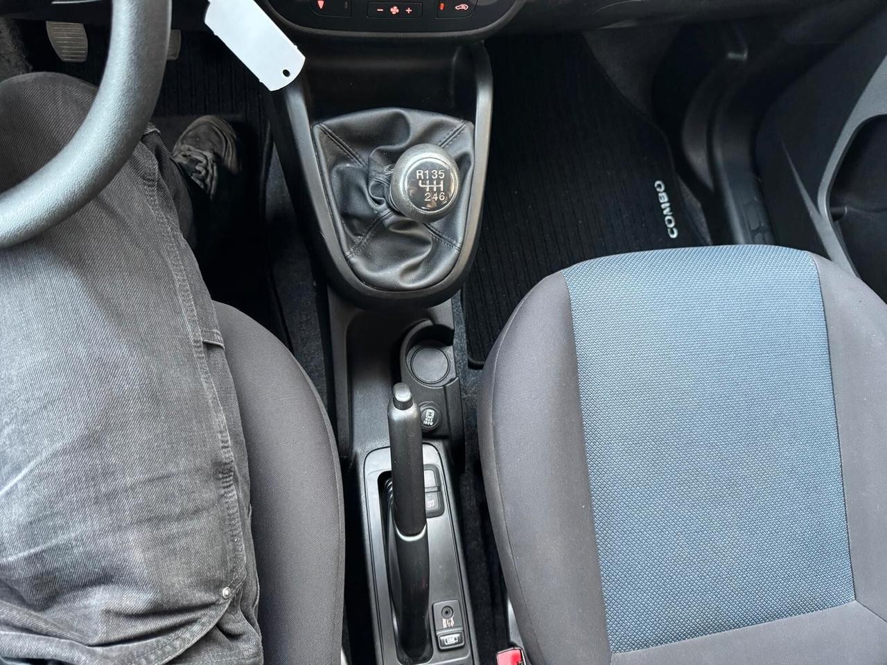 Opel Combo 1.6 CDTI 105CV 5 POSTI