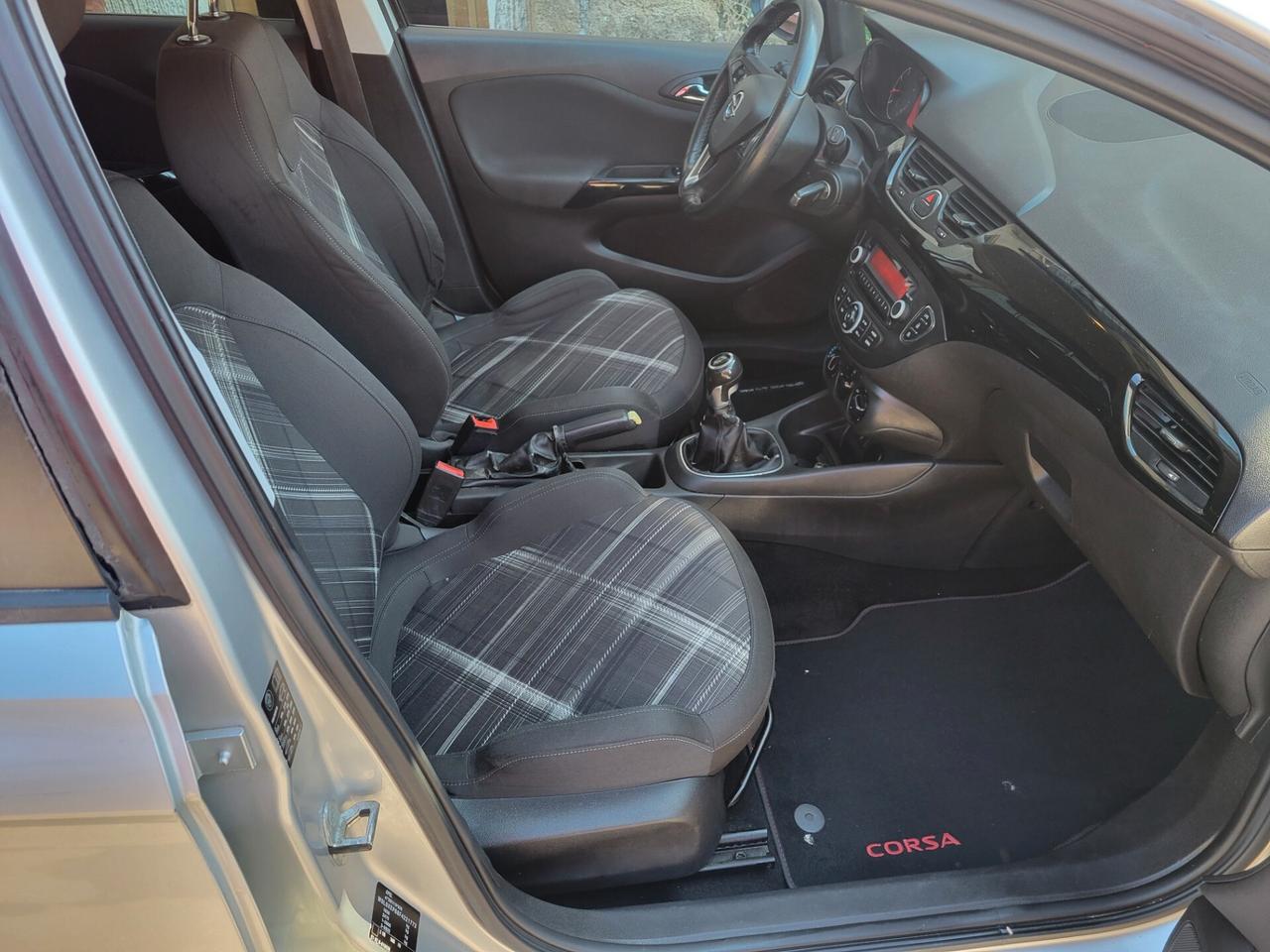 Opel Corsa 1.4 GPL Prezzo Reale