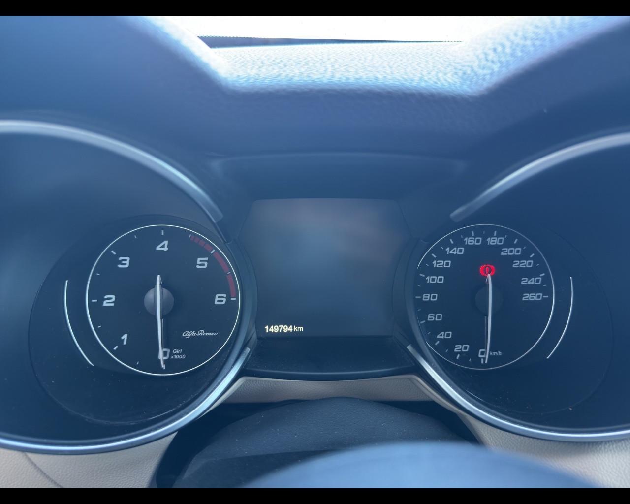 ALFA ROMEO Stelvio - Stelvio 2.2 Turbodiesel 210 CV AT8 Q4 Executive