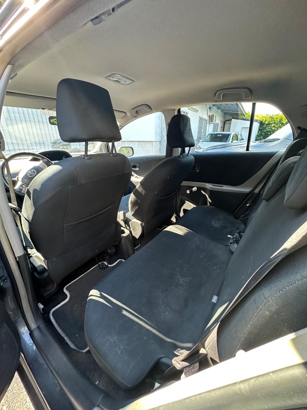 Toyota Yaris 1.4 D-4D 5 porte Navi