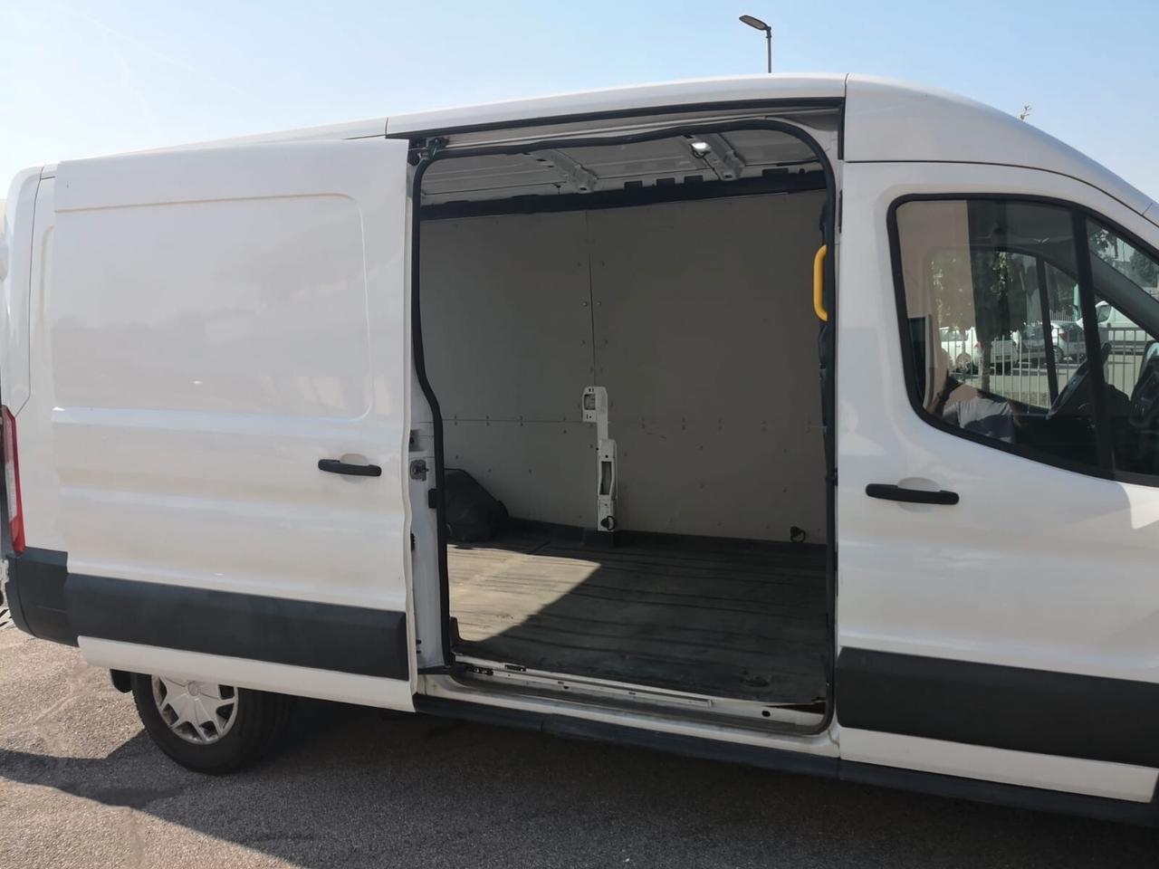 Ford Transit 350 2.0TDCi 130CV L3H2 PL TM 3posti