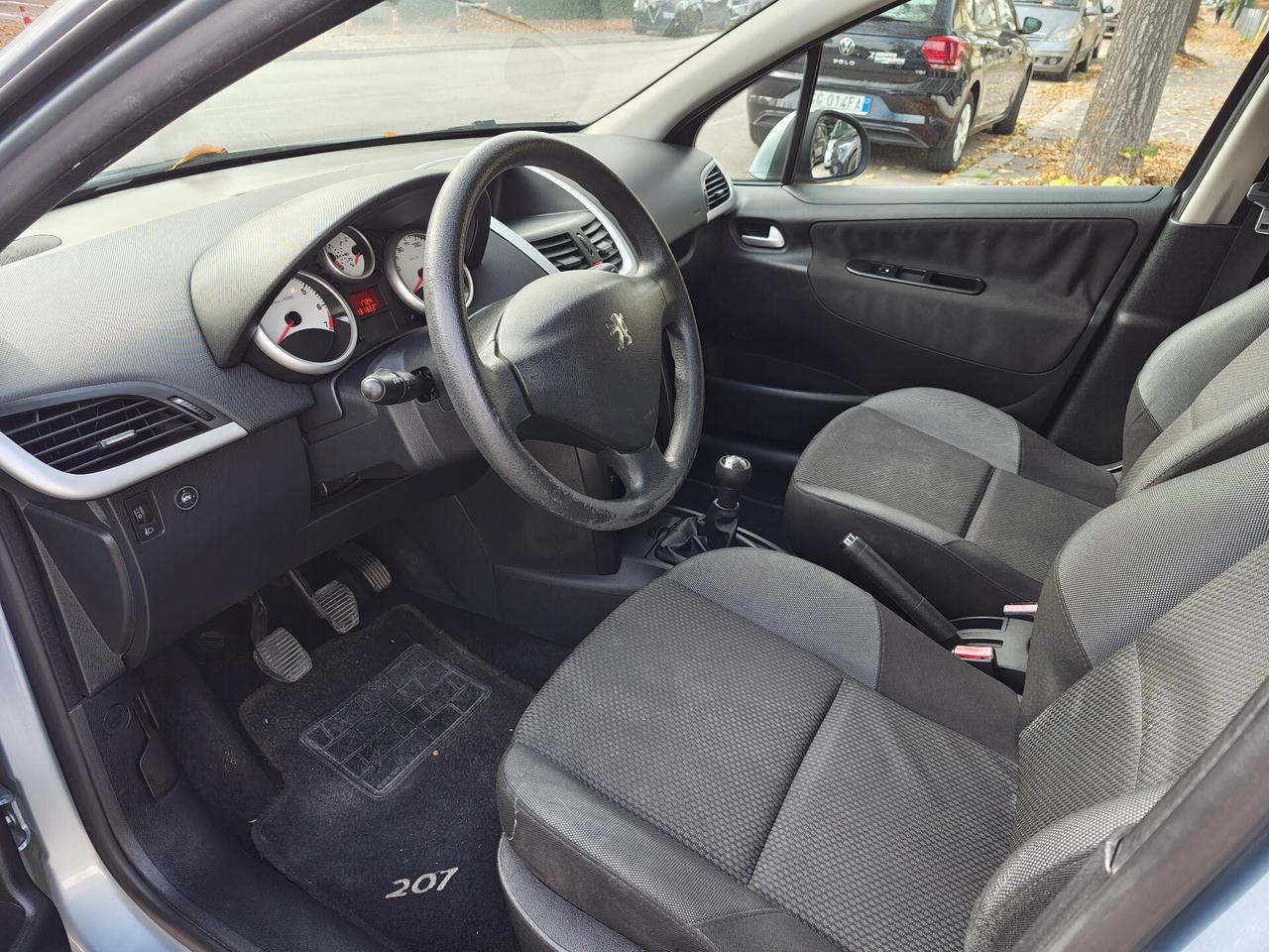 Peugeot 207 1.4 8V 75CV 5p. Energie Sport ECO GPL